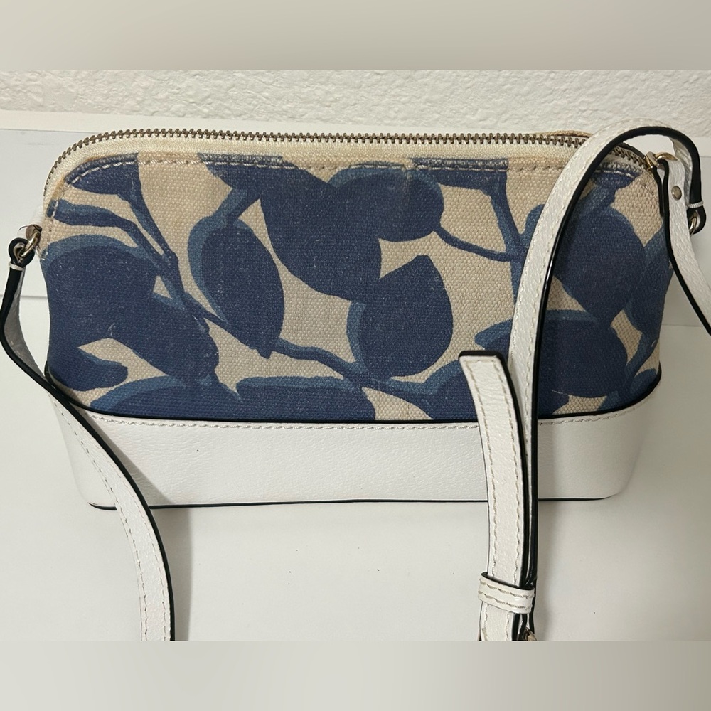 SOLD - Kate Spade Wellesley Leaves Hanna Hyacinth Crossbody - Picture 4 of 11